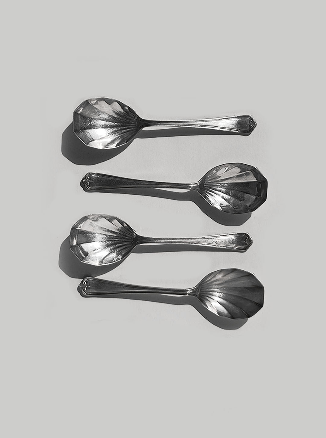 Set of 4 Shell Spoons