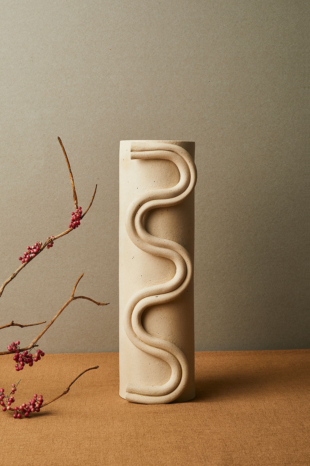 Sway Cream Vase