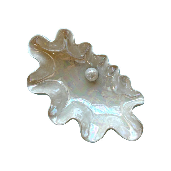 Porcelain Clam Shell Pinch Pot - Big Pearl