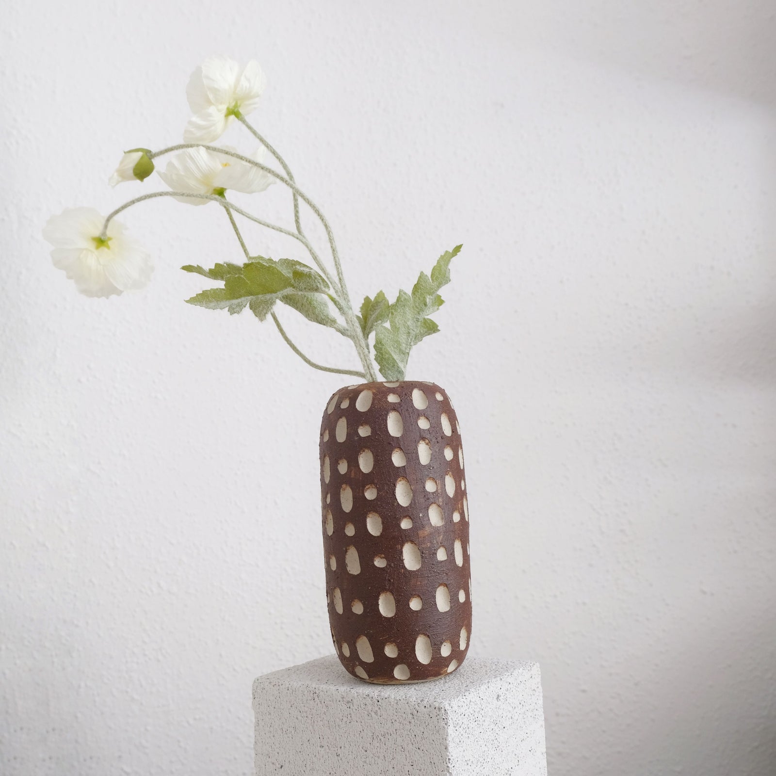 Murray- Carved Vase - Vorarlberg Wild Clay