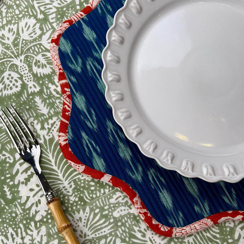 Ikat Scallop Placemat - Blue & Green