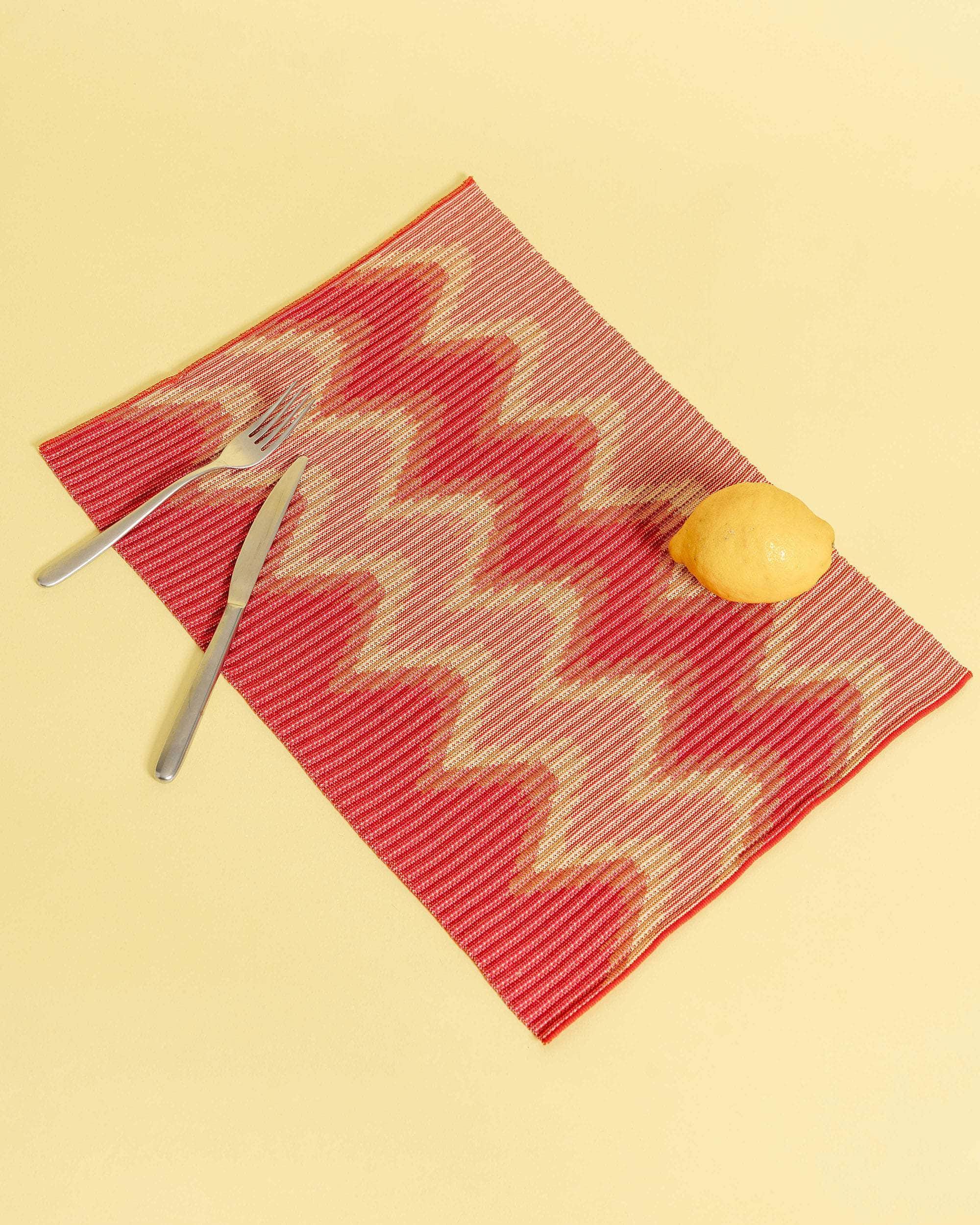 Knitted Wavy Placemat