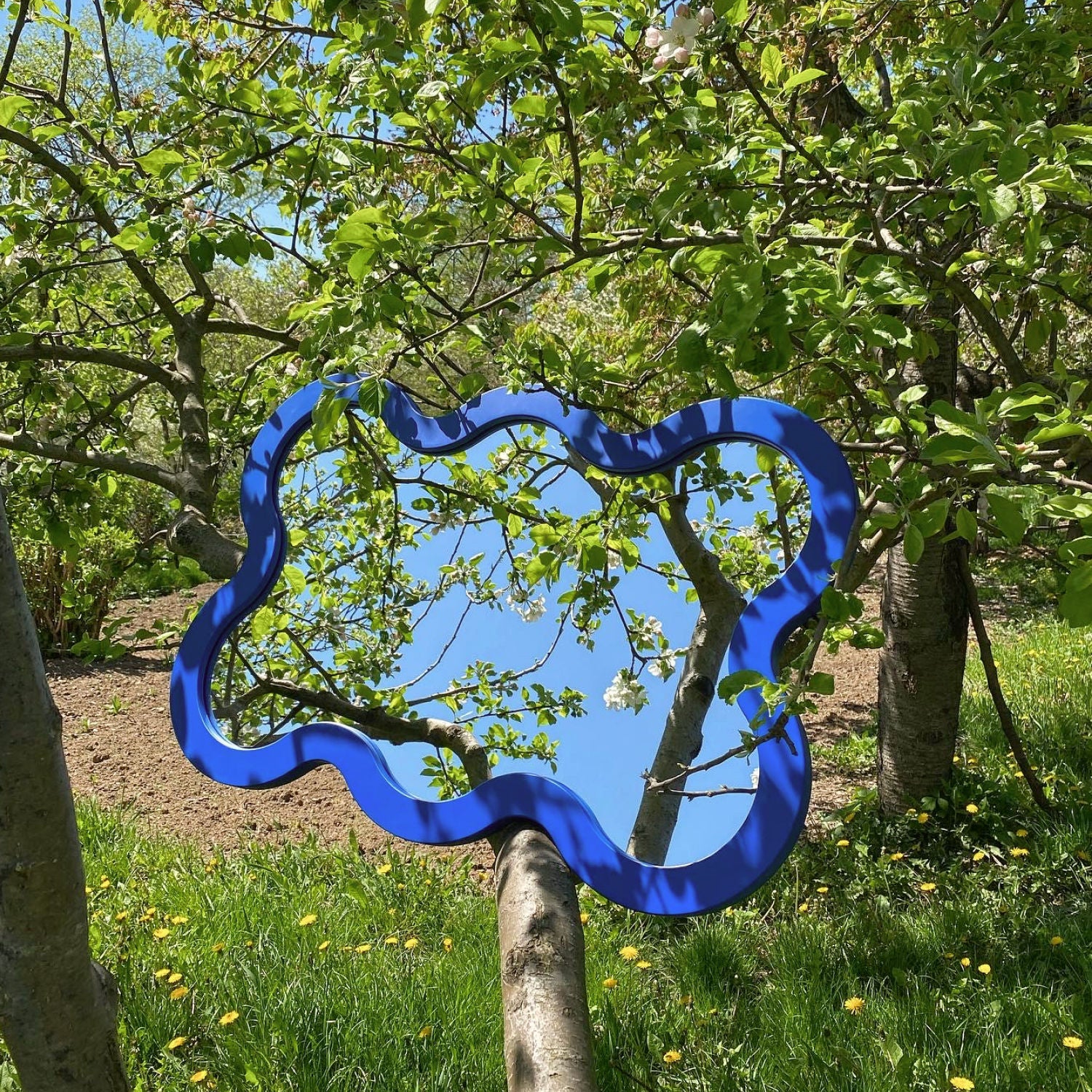 Hvyli 6 - Small Wavy Mirror