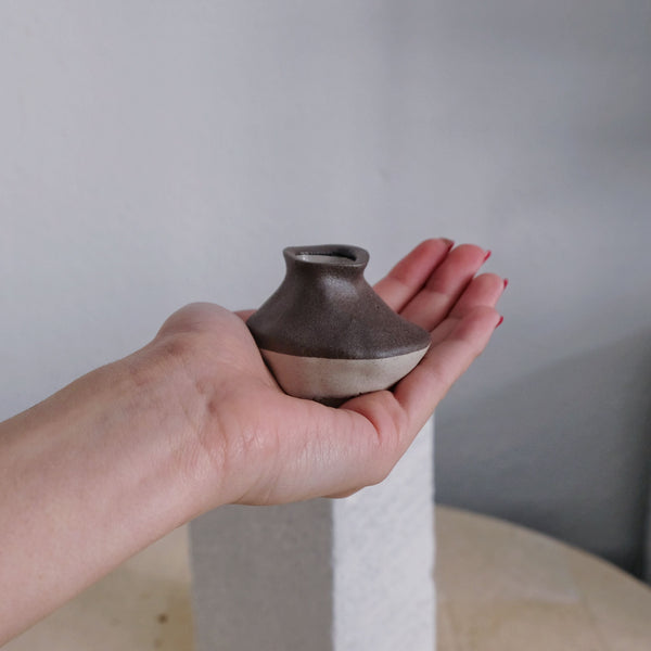 Emma - Mini Vase - Magdalena Clay
