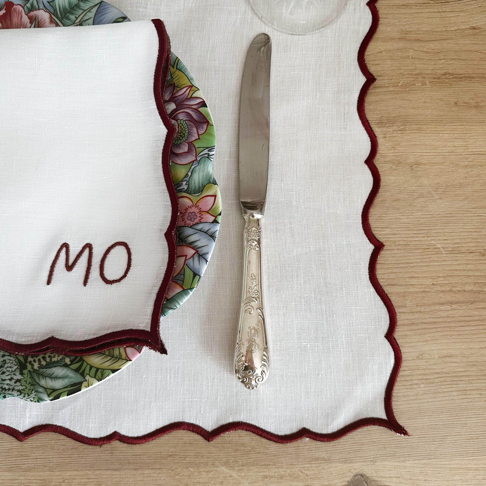 COMO - Personalised White and Bordeaux Linen Placemat and Napkin Set
