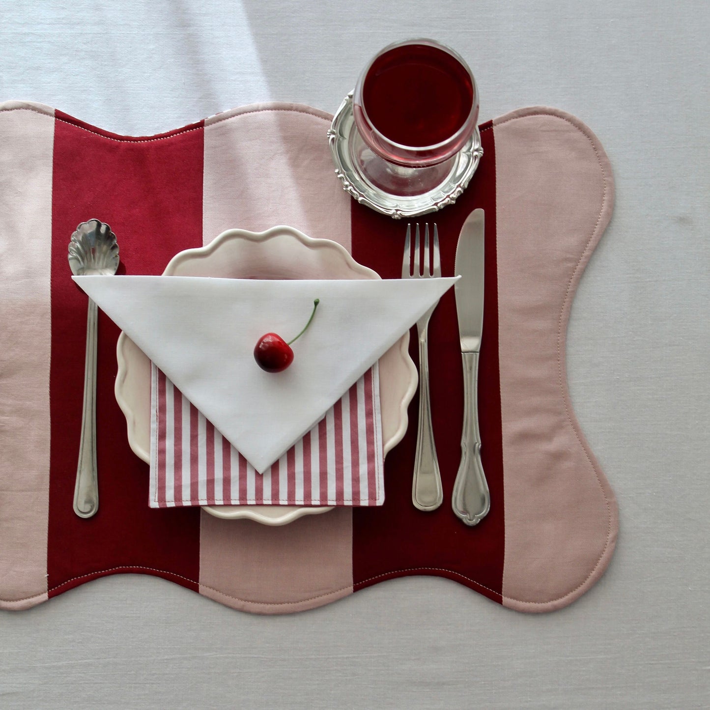 La Belle Vie Cerise Placemat