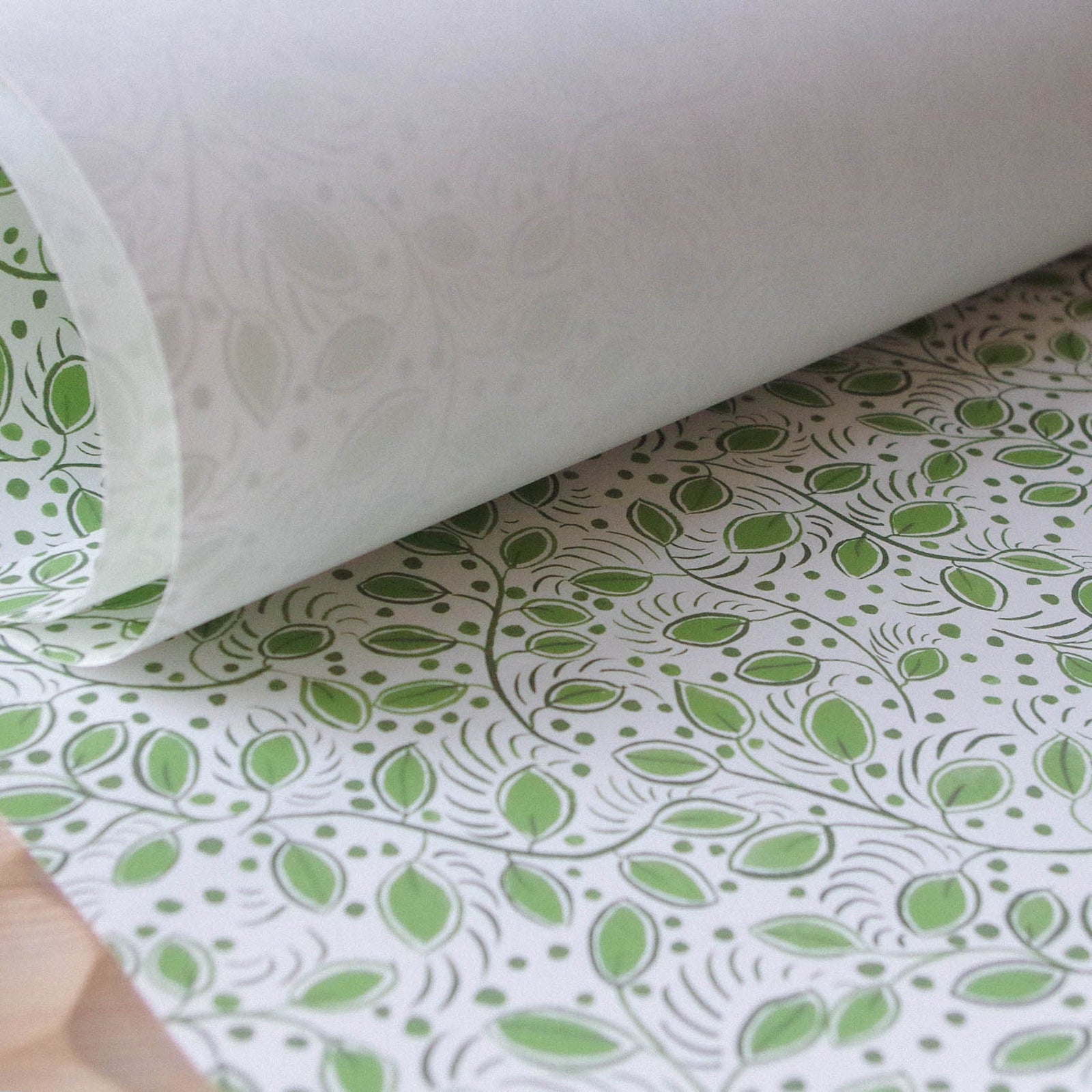 Printed Little Leaves Wallpaper - Green