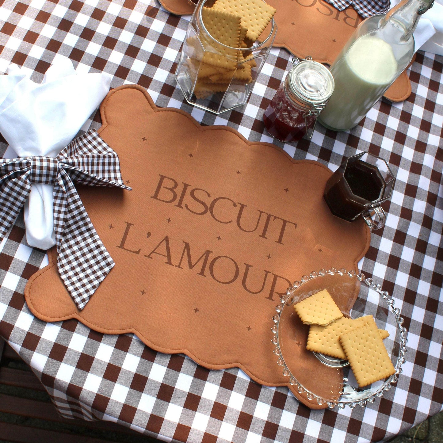 Biscuit L'amour Placemat Brown