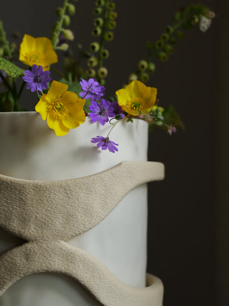 Node | Elevated Plant Pot 01 | Dune