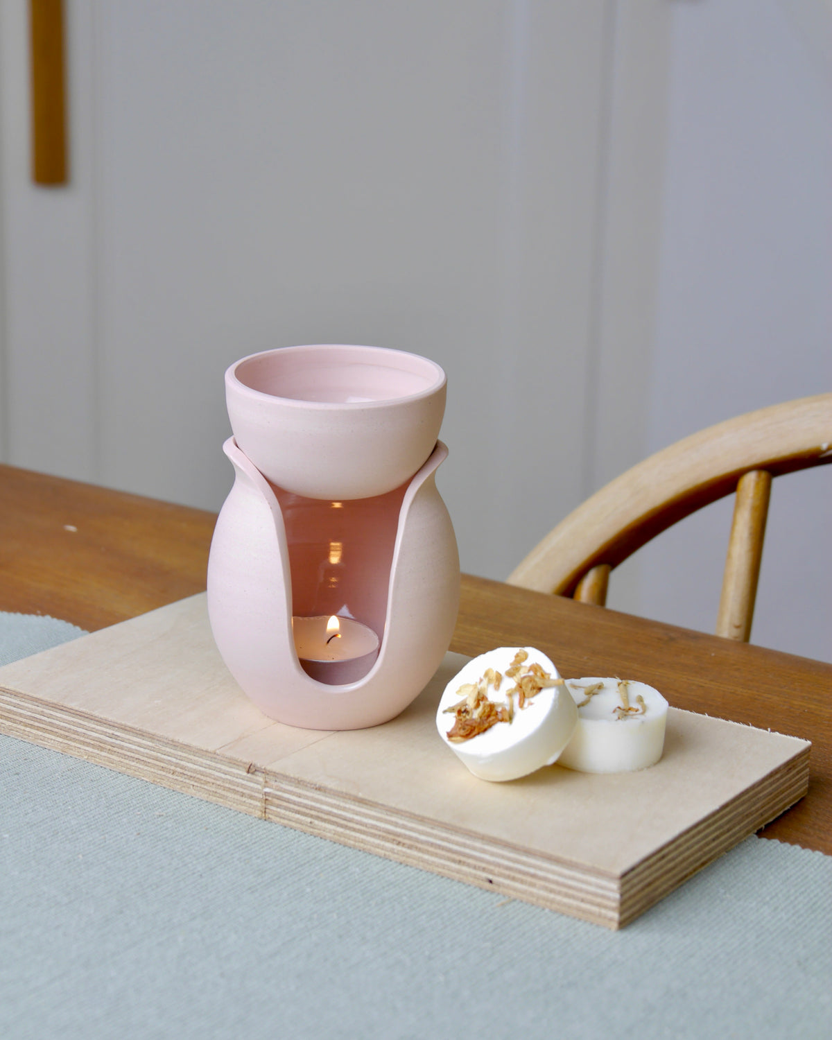 Ceramic Oil Burner, Blush