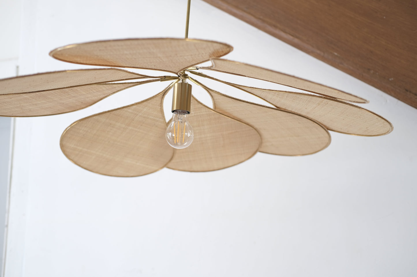 Pale Précieuse Raffia Fibres Ceiling Light