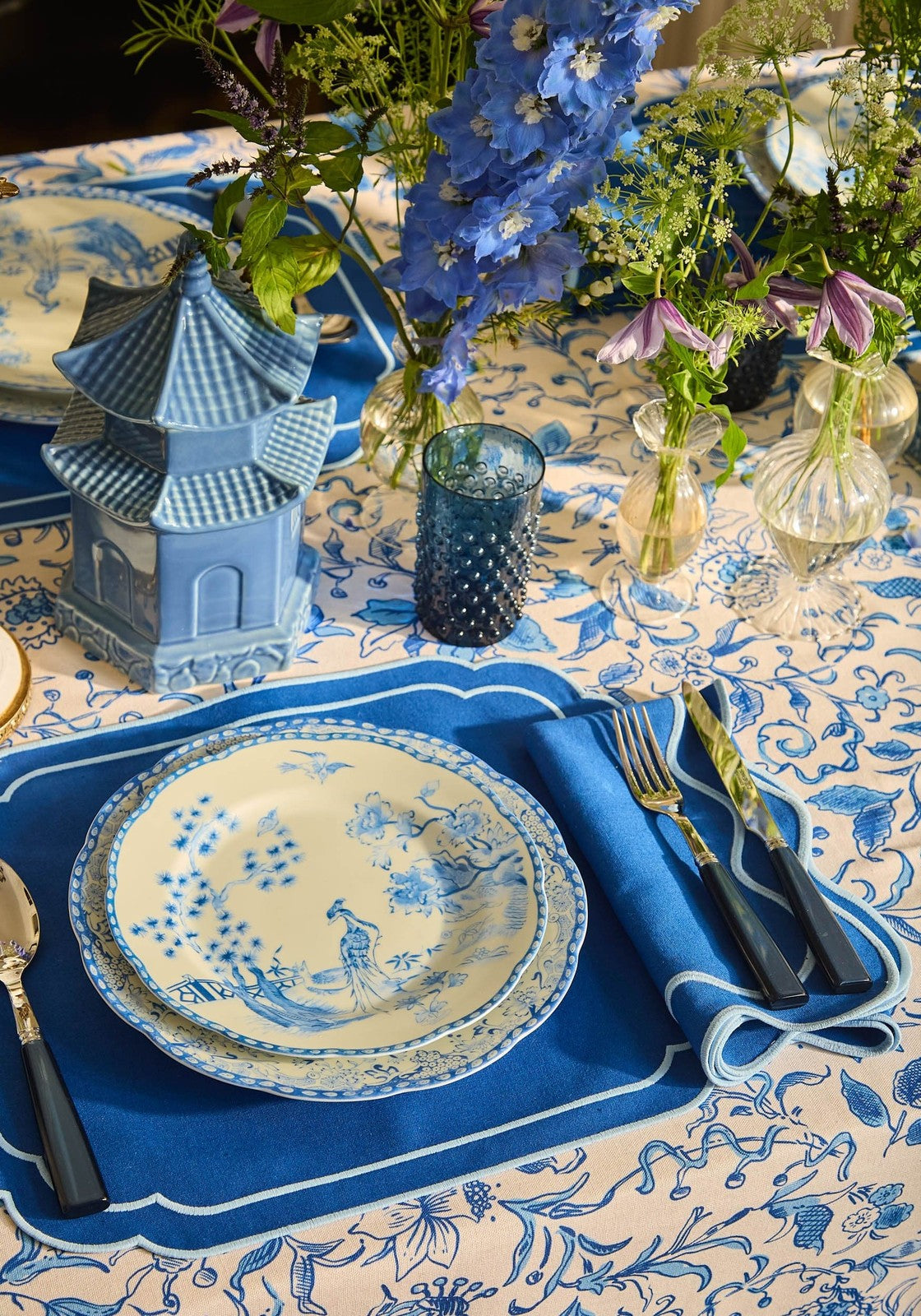 The Azure Scallop Placemat - Set of 4