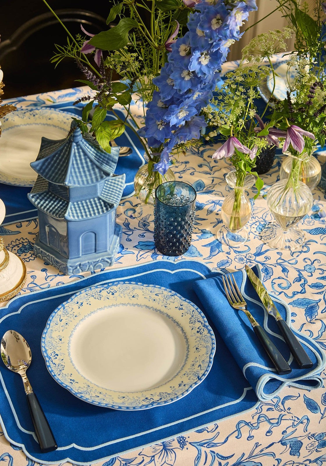 The Azure Scallop Placemat - Set of 4