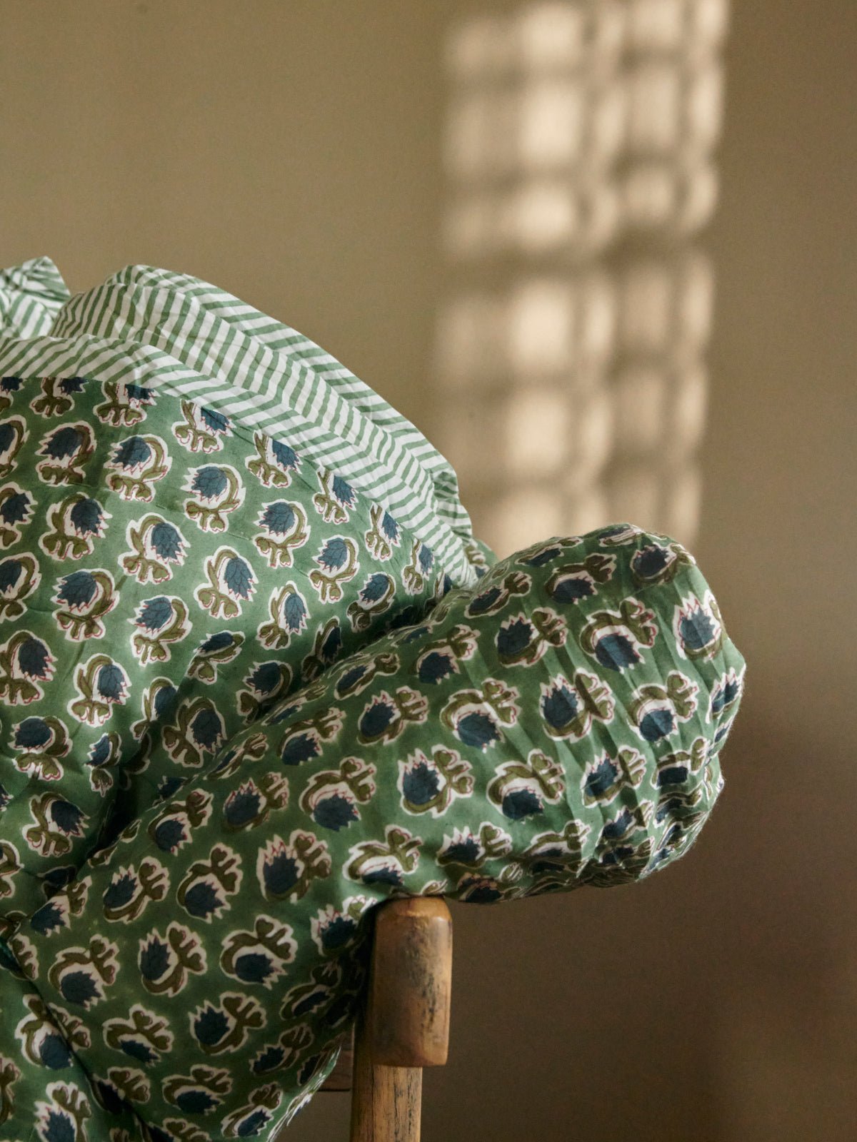 Quilt Cotton Basil Green Prints