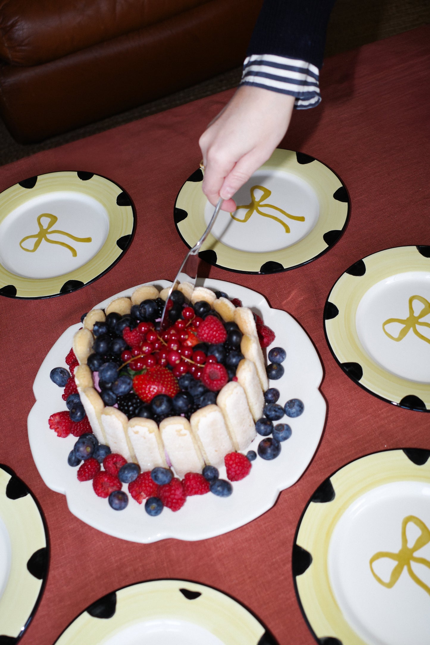 Yellow Bow Dessert Plate