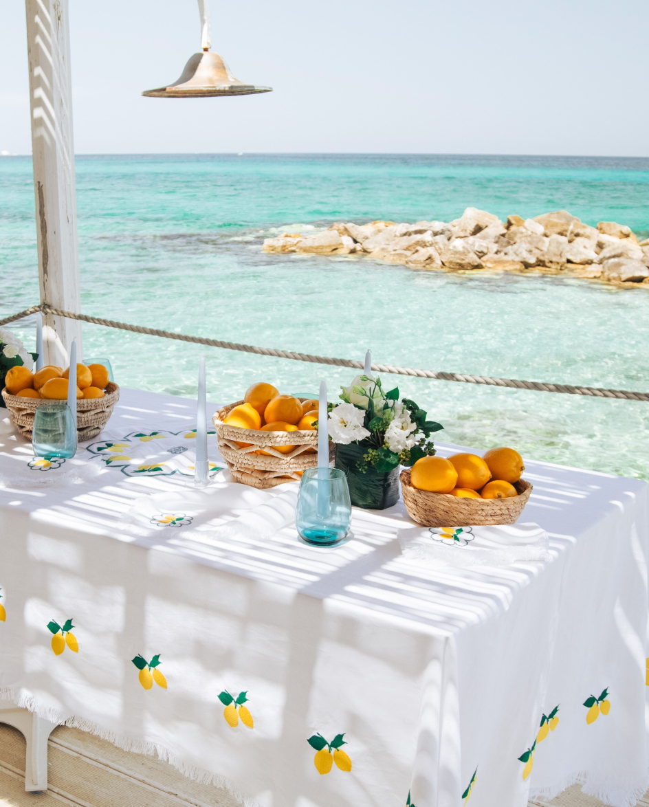 Limoni Tablecloth with Fringe - White Linen