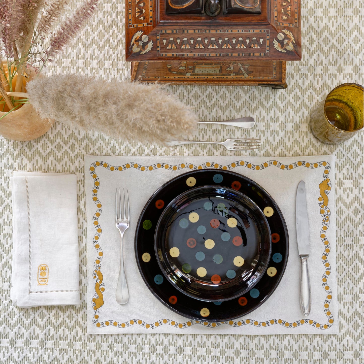 Serpentine Placemat