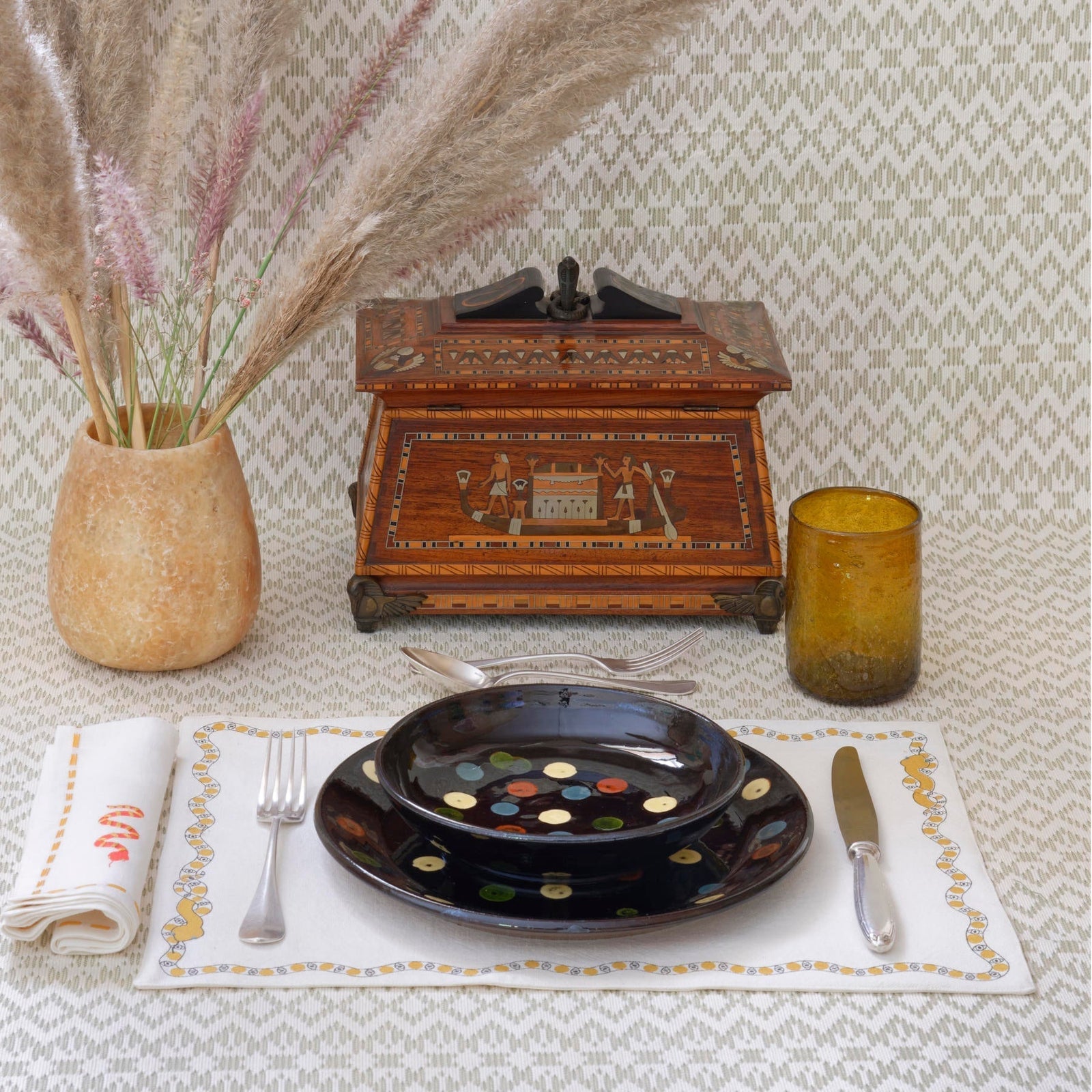 Serpentine Placemat
