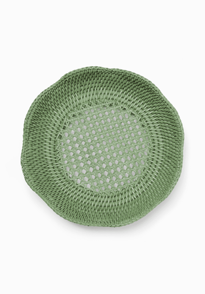 Saratoga Round Rattan Scalloped Tray - Green