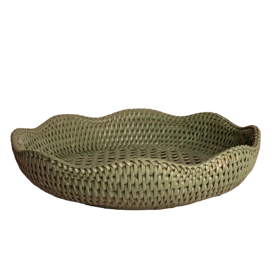 Saratoga Round Rattan Scalloped Tray - Green