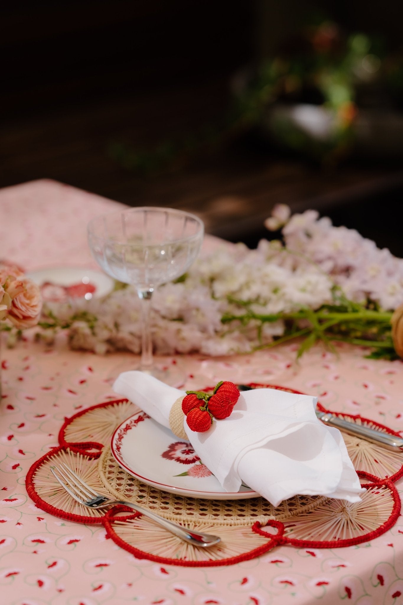 Set of 4 Flora Chargers in Red