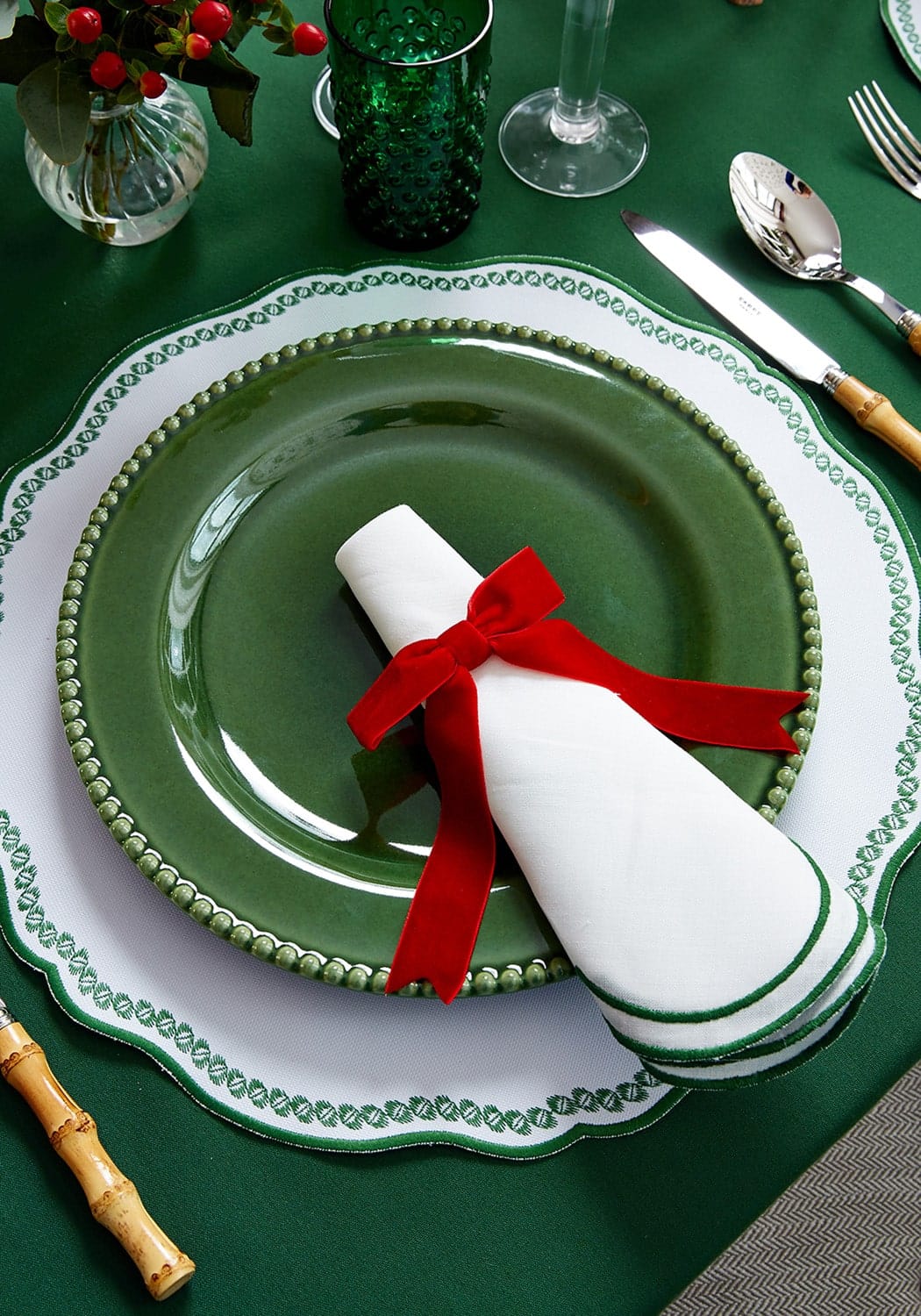 Smart Green Trim Placemats - Set of 4 - Casa by Josephine Jenno