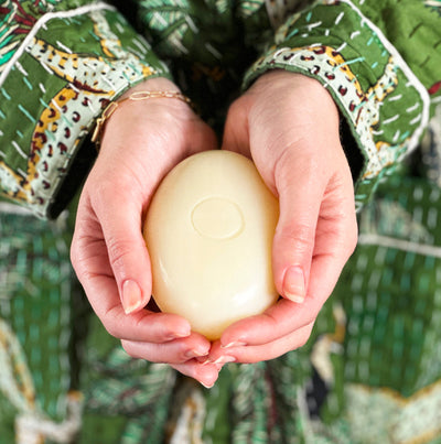 Vegan, cruelty free bath foam & soap set – White Grapefruit & May Chang by Abahna
