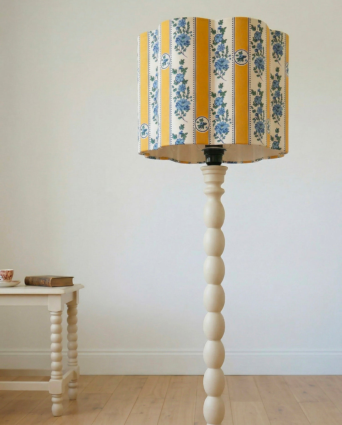 Flora Flower-Shaped Lampshade "Sobremonte Yellow"