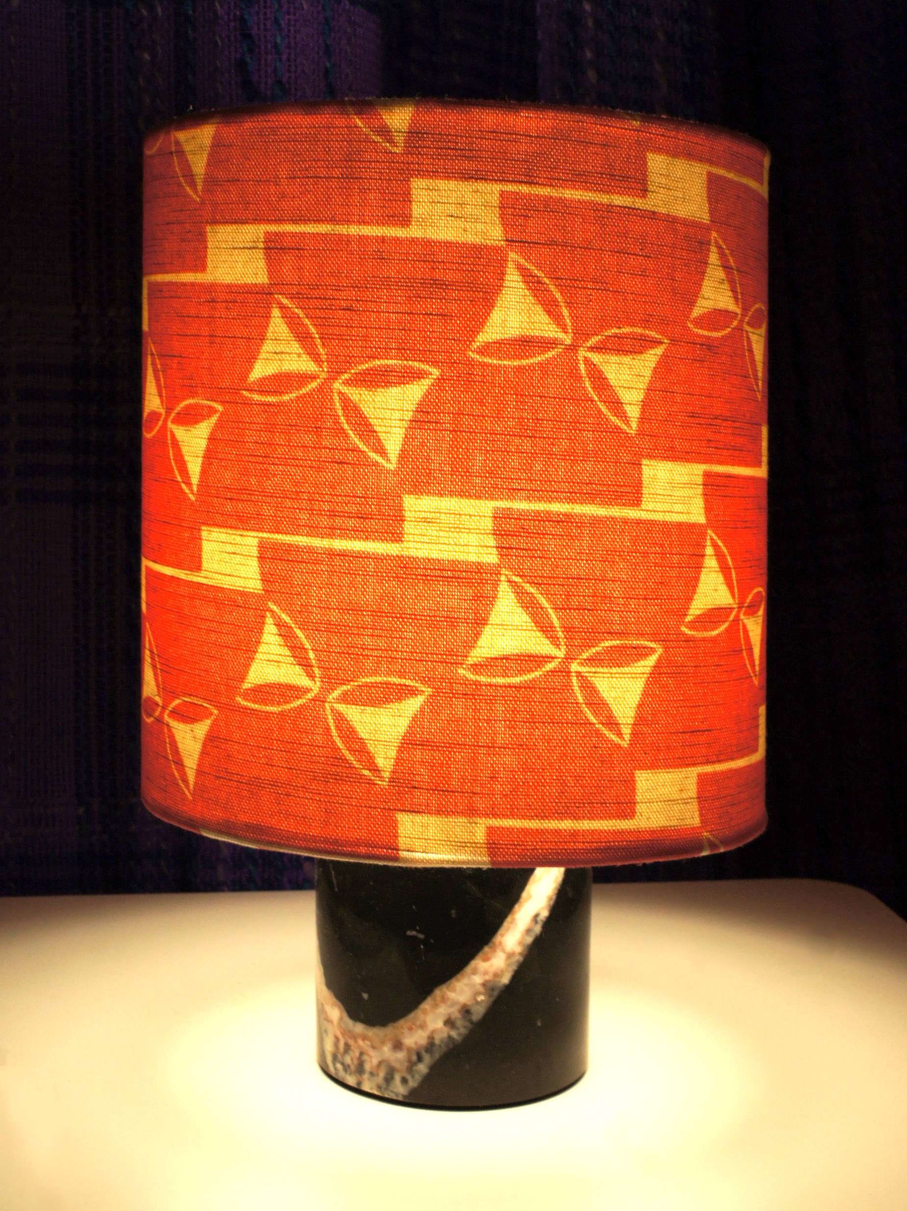 Split Pea Lampshade in red