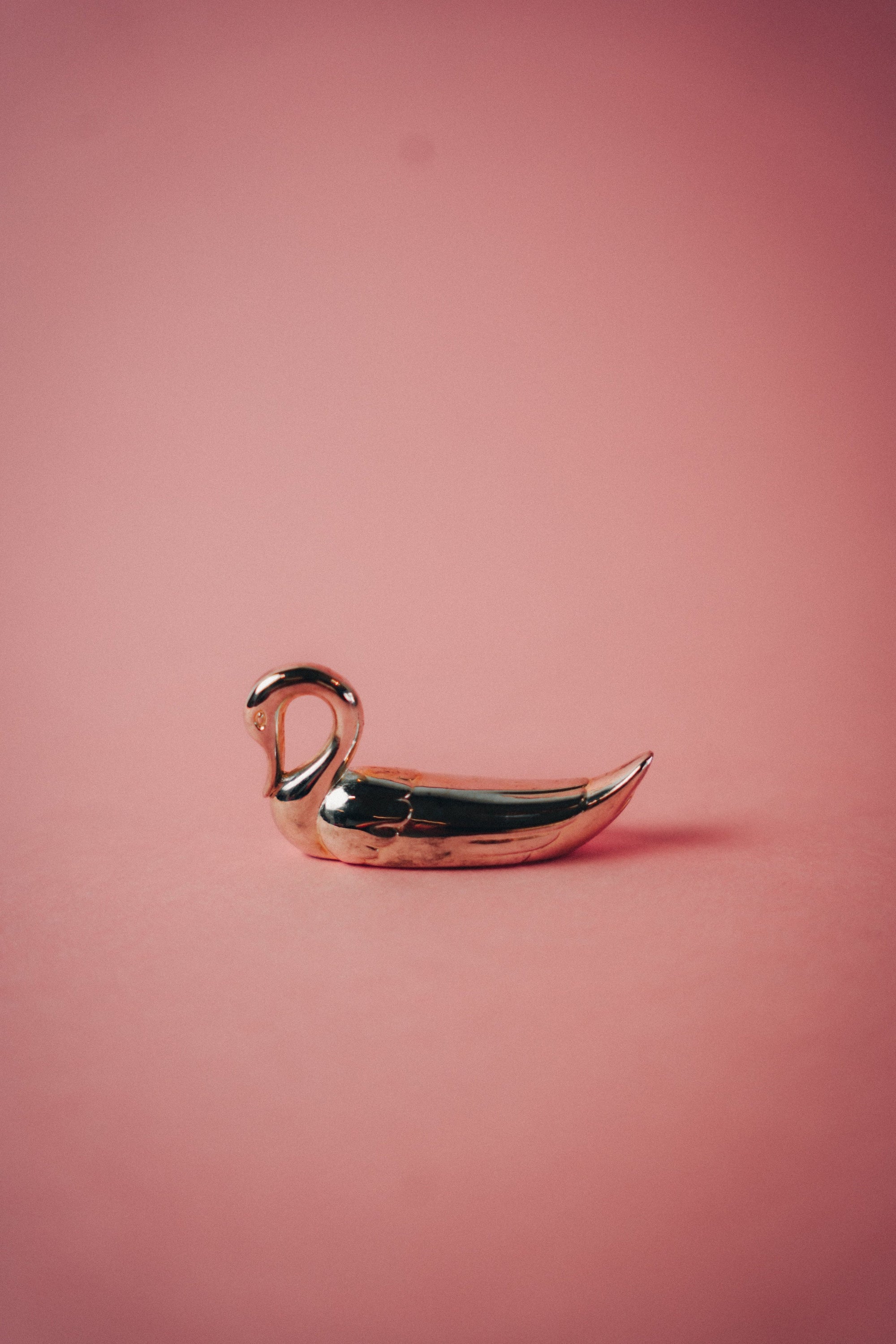Swan Knife Rest