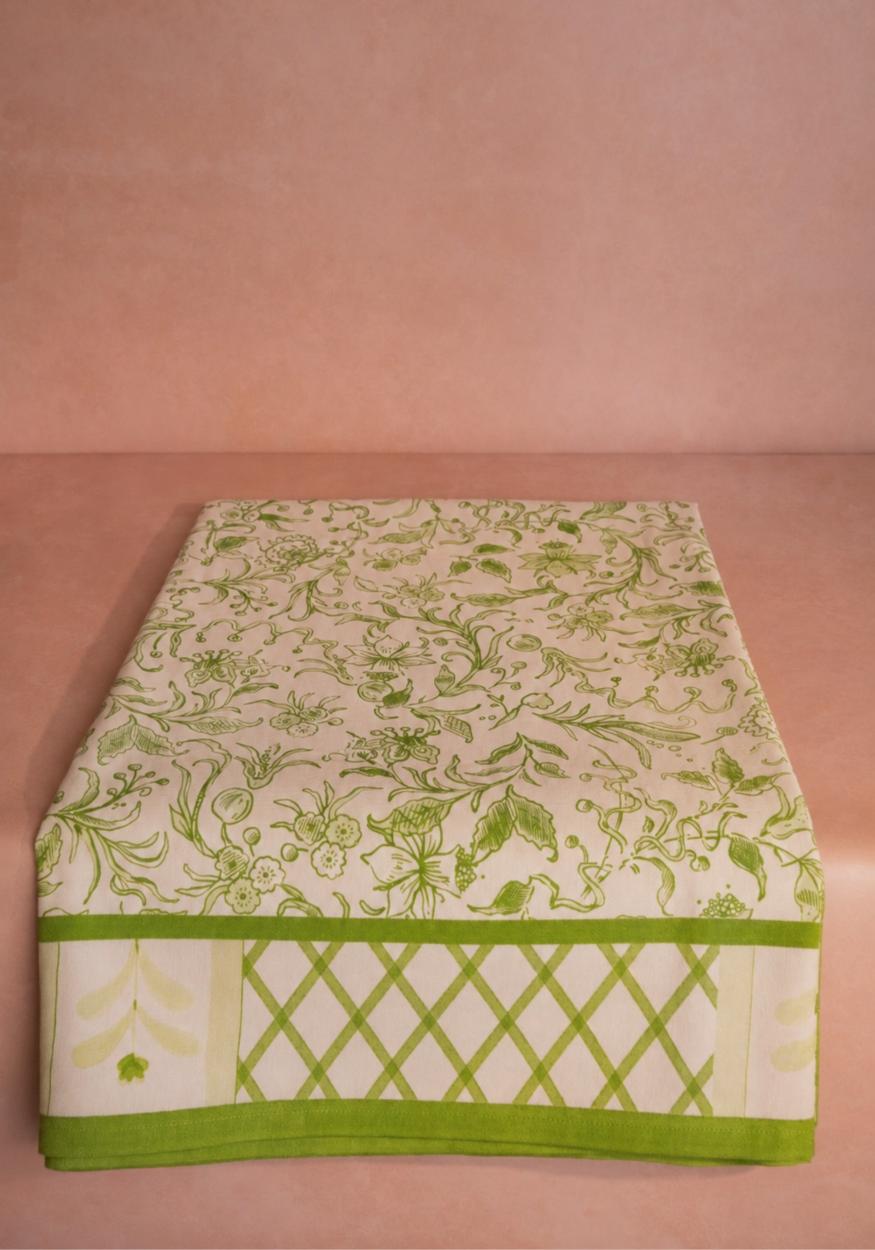Tablecloth Pretty Meadow Green Floral Cotton Tablecloth