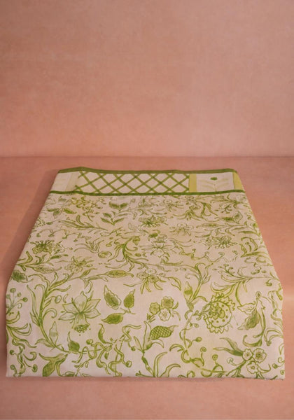 Tablecloth Pretty Meadow Green Floral Cotton Tablecloth