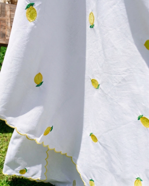 Tablecloth Embroidered with Lemons, White