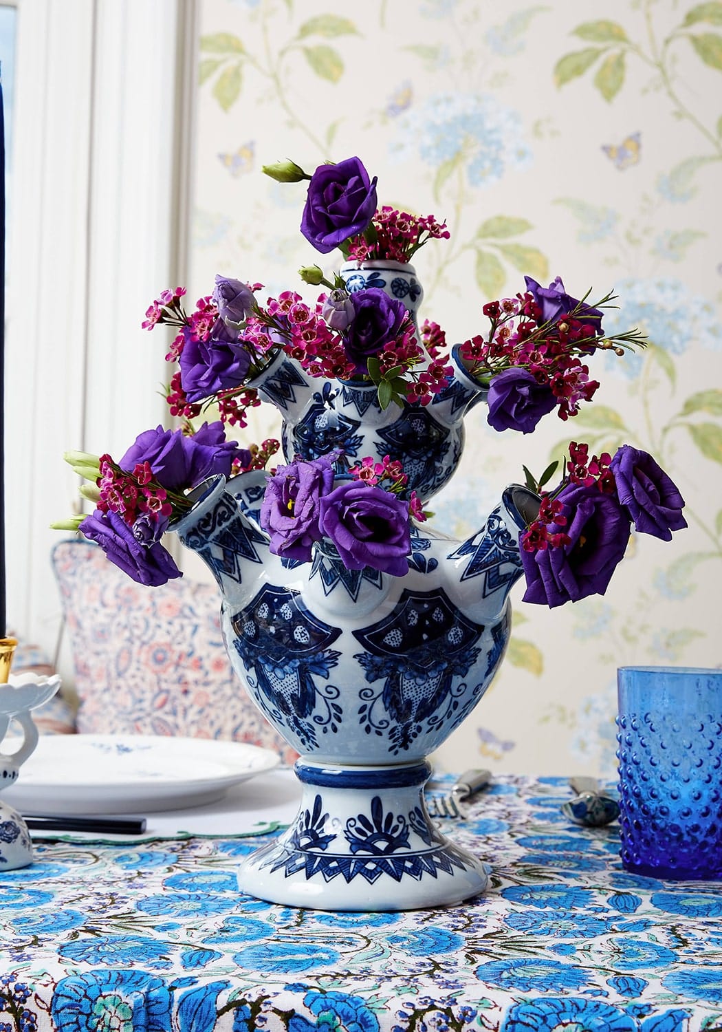 Delft Tulipieres a Pair