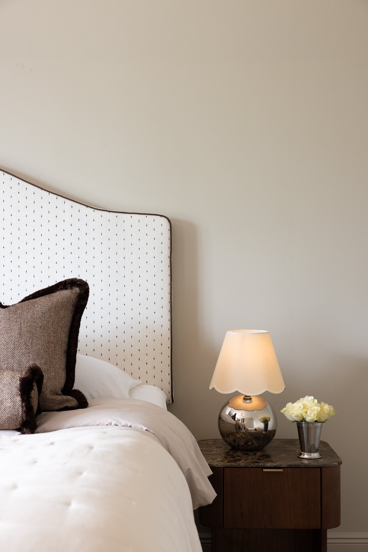 Chelsea Rechargeable Table Lamp