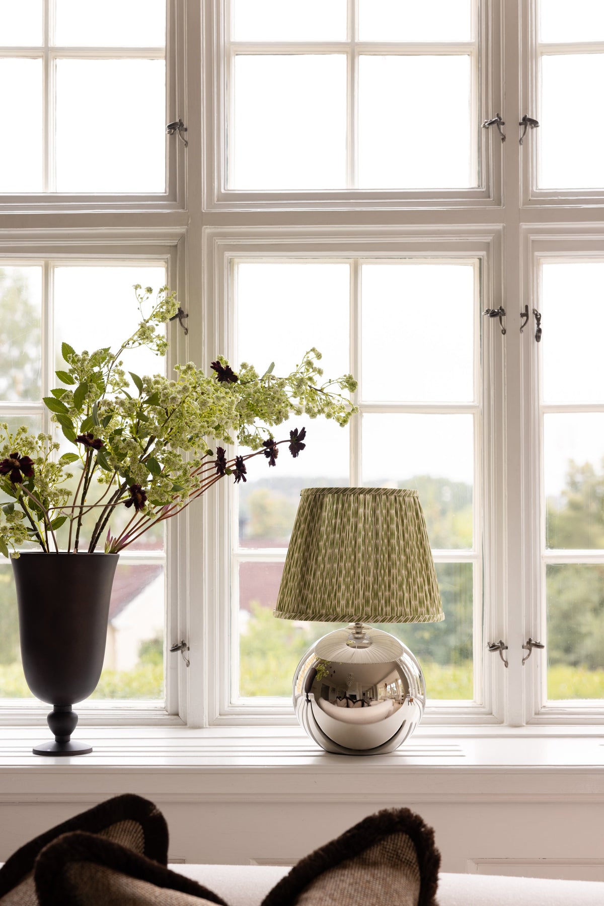 Chelsea Rechargeable Table Lamp