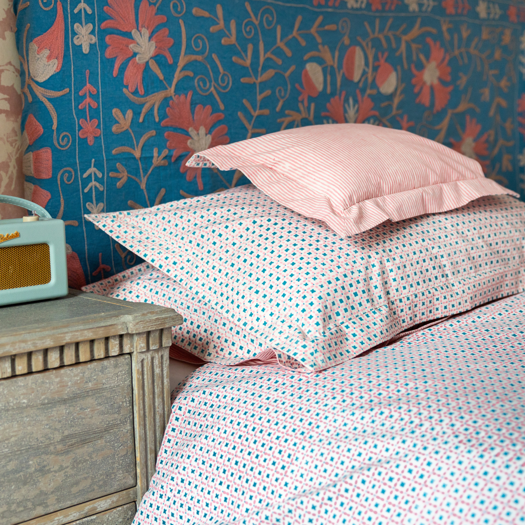 Pink Criss Cross Pillowcase