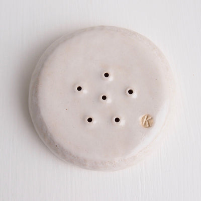 gloss white medium soap dish underside