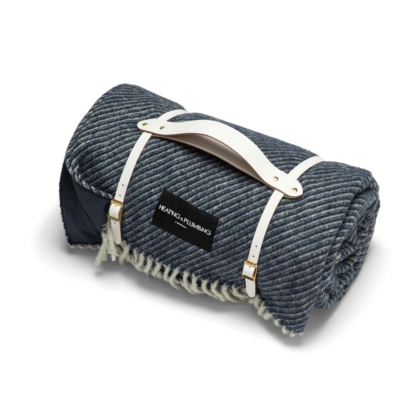 Pure New Wool Picnic Blanket - The Yacht Club