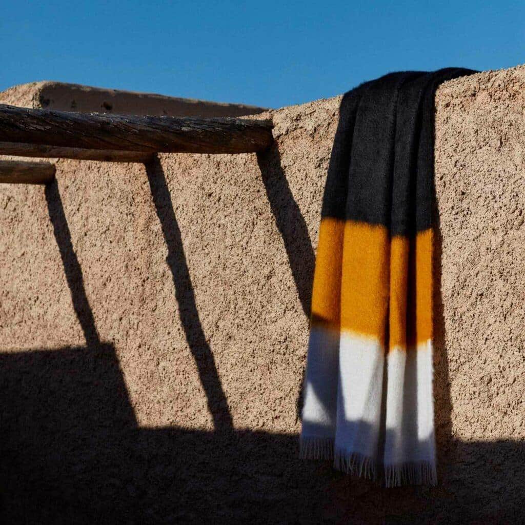 Load image into Gallery viewer, Viso Mohair Blanket Black, Yellow and White Colour Block

