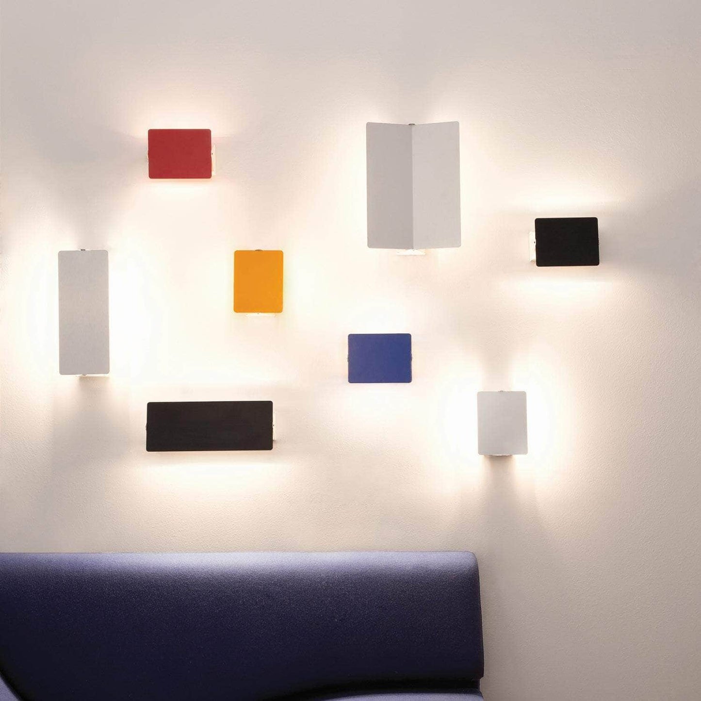 Wall Lamp - Double Applique à Volet Pivotant by Charlotte Perriand