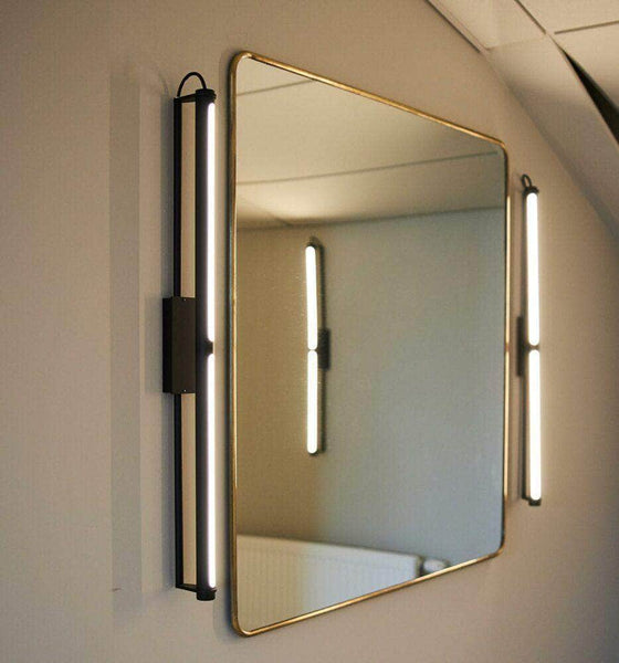 Bloomsbury Wall Light brass