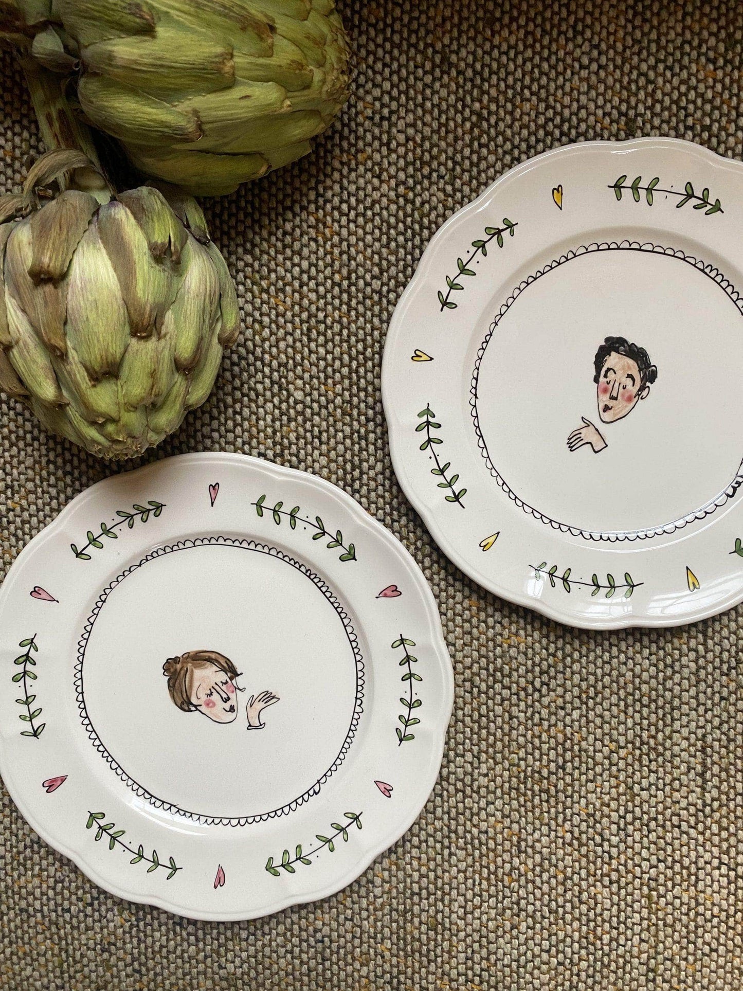 Set of 2 Snogger Small Plates : Boy and Girl