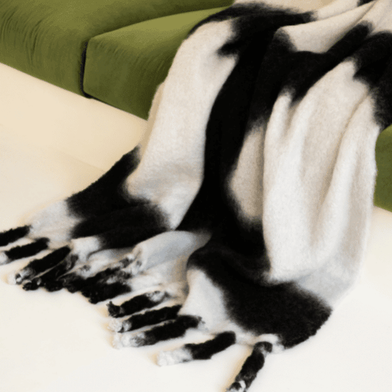 Viso Mohair Blanket Black and White Pattern