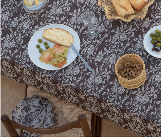 Fiori Marrone Tablecloth