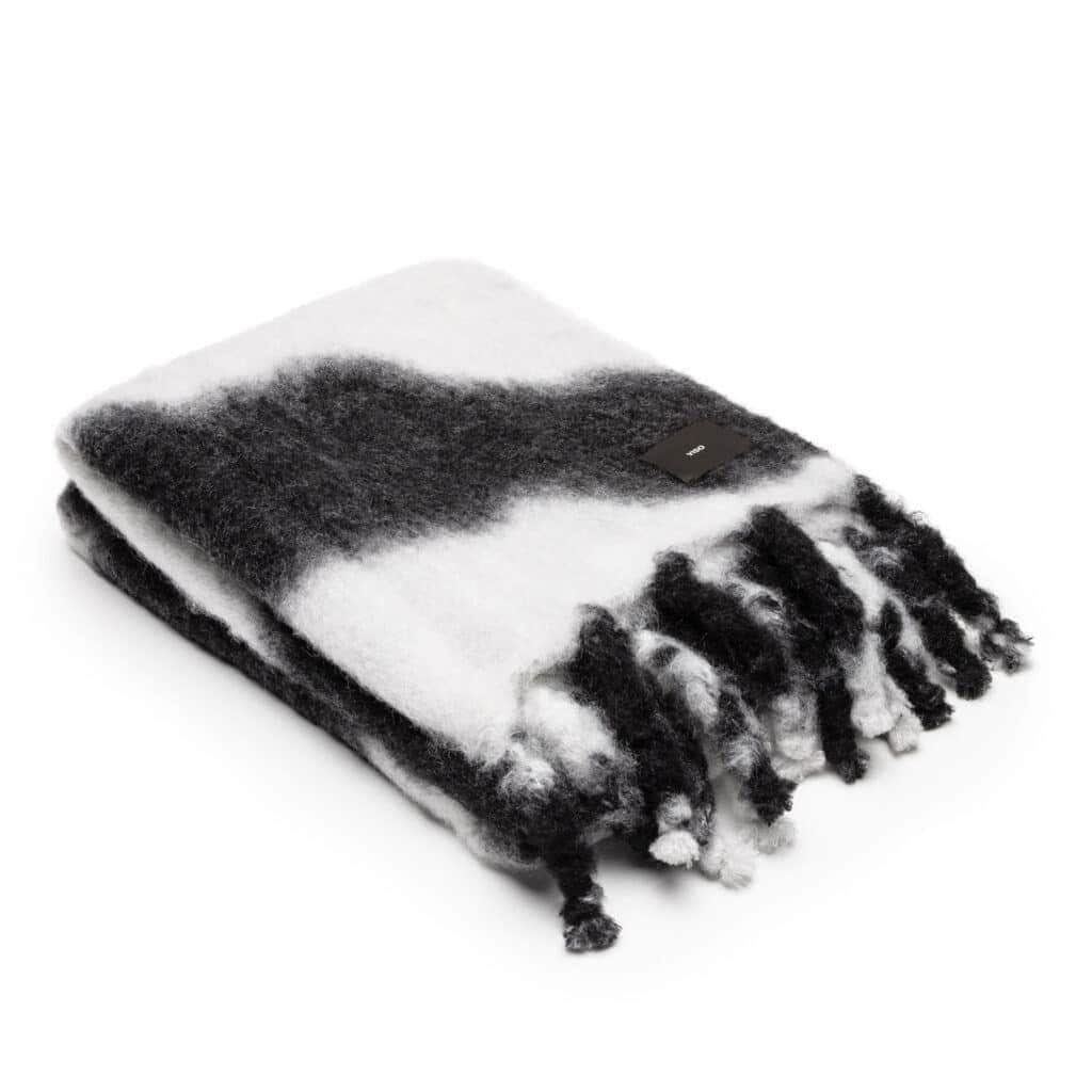 Viso Mohair Blanket Black and White Pattern