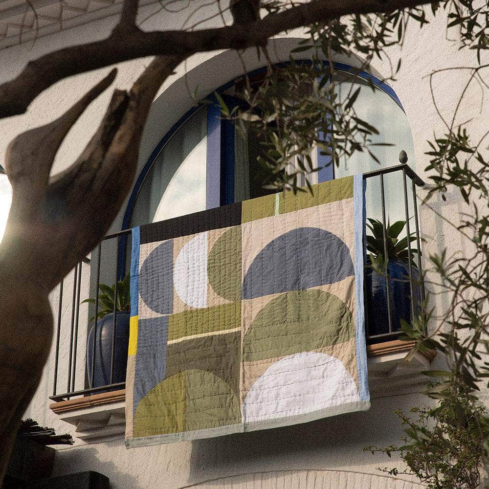 Viso X Thomson Street Quilt Blanket Green, White, Grey and Black