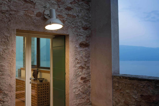 Wall Ceiling Lamp – Projecteur 365 Parete by Le Corbusier