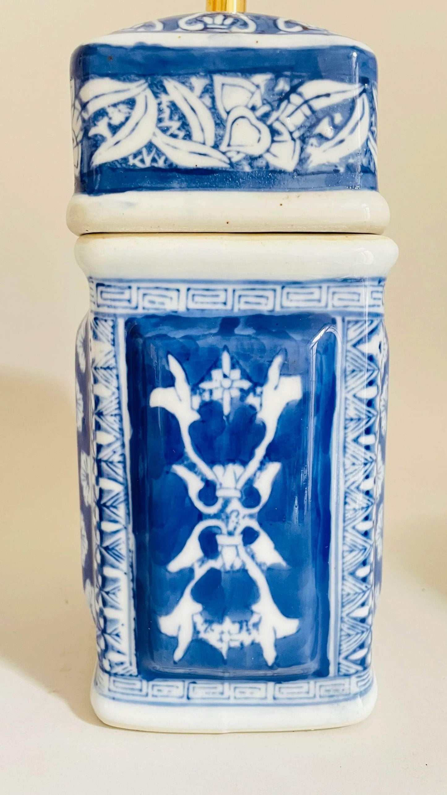 Antique Chinese Jar Lamp