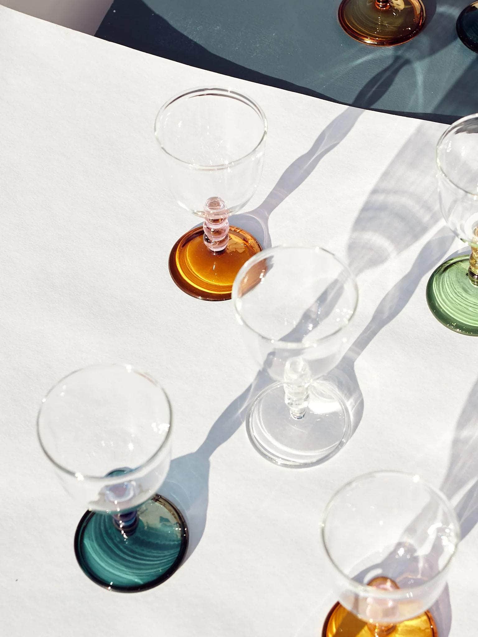 Hand Blown Circle Stem Wine Glass in Clear